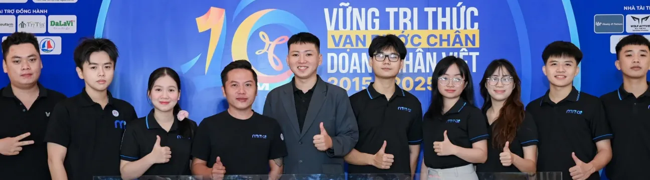 Phan Văn Ph&uacute;